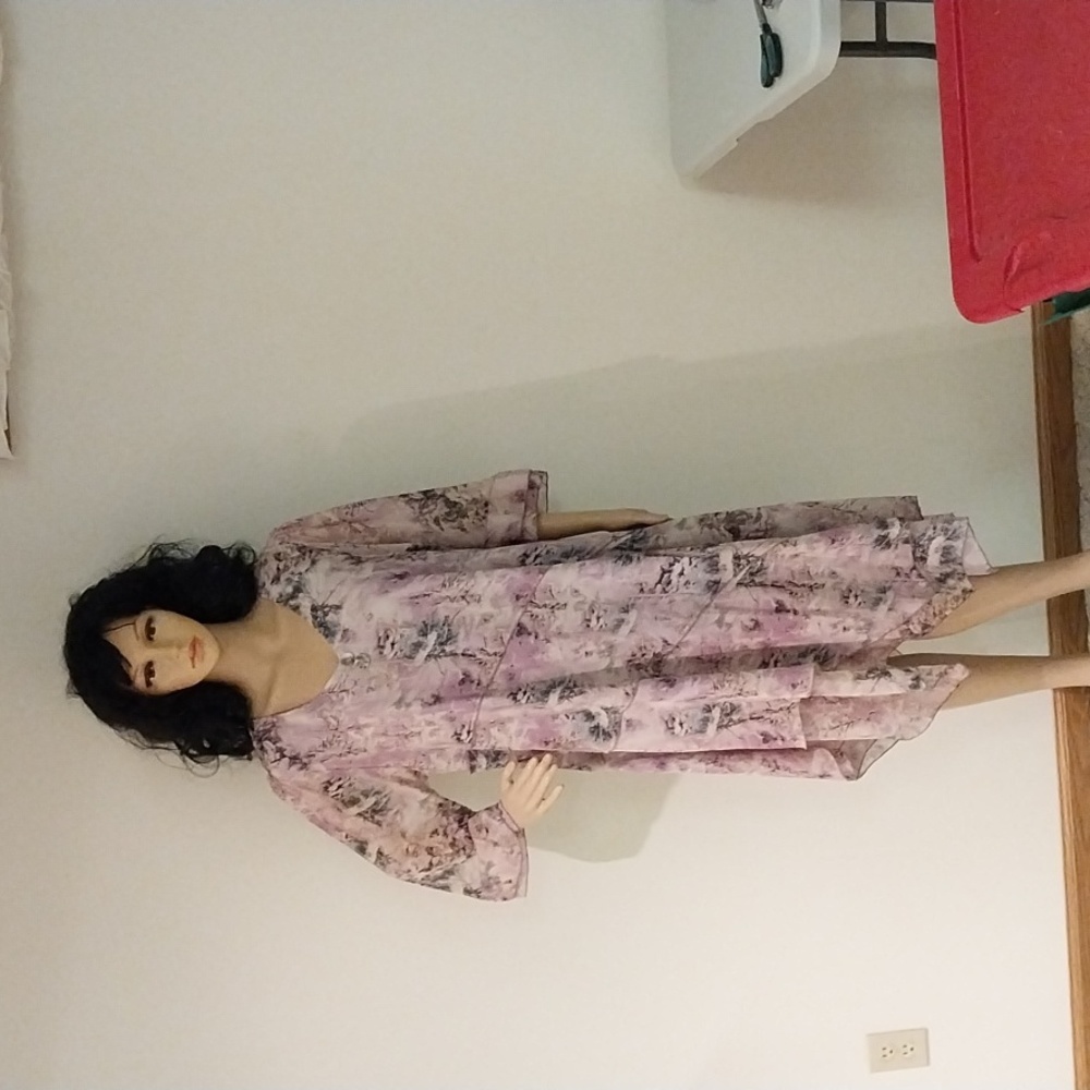 Pretty 😇 purple 💜 high low dress